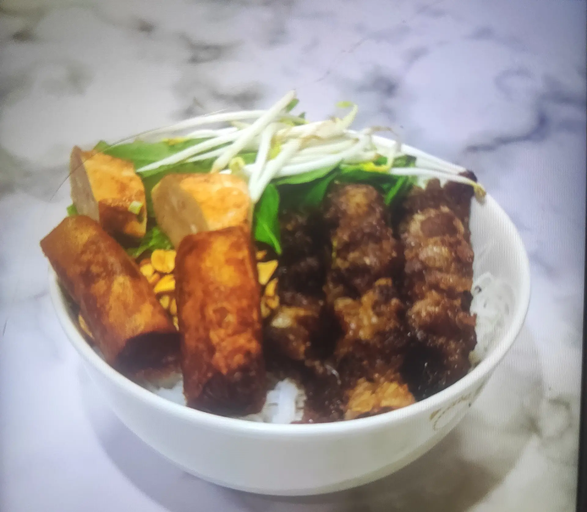 Hình ảnh Bún chả giò 