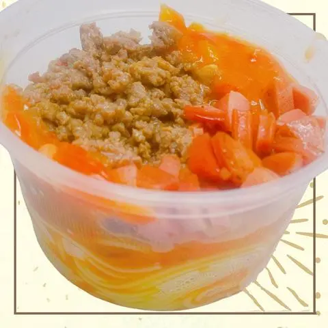 Hình ảnh Mì Ý Spaghetti (Trộn) Sốt, Thịt Bò Bằm, Xúc Xích Đức