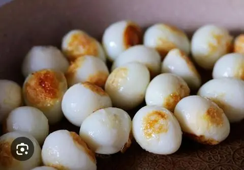 Hình ảnh trứng cút chiên - 4 viên