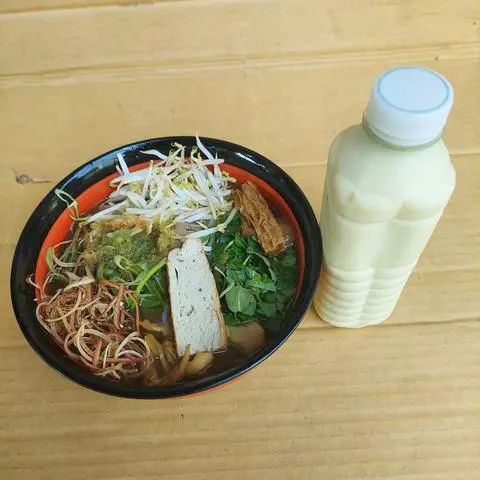 Hình ảnh Combo 1 Bánh Canh Cua Chay + Sữa Đậu Nành 330ml
