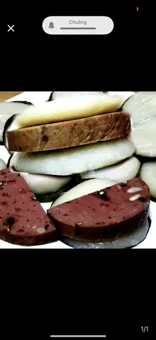 Hình ảnh bánh dày kẹp chả bò