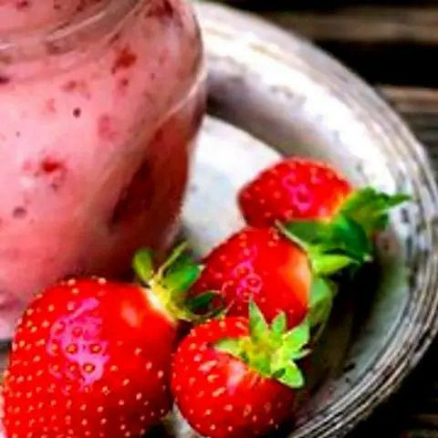 Hình ảnh Strawberry lassi