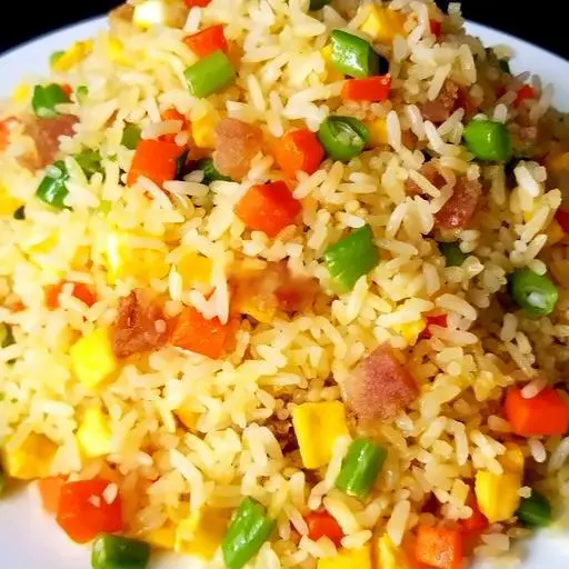 Hình ảnh Cơm chiên dương châu - gà