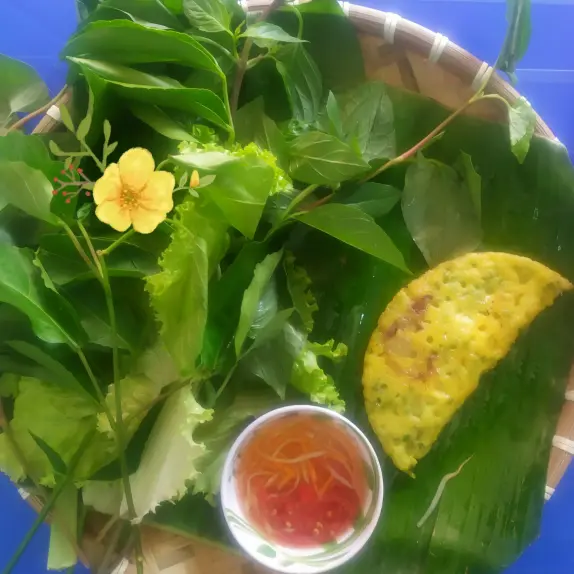 Hình ảnh Bánh Xèo Trứng Thịt Heo - 1 cái