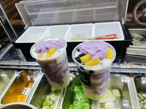 Hình ảnh Trà sữa sốt khoai môn tươi