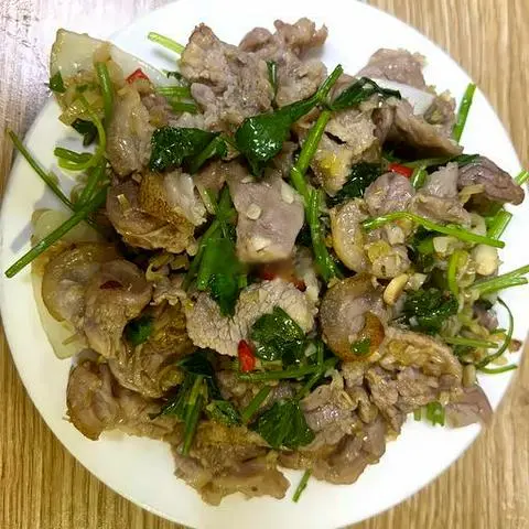 Hình ảnh Bắp giò heo xào lăn