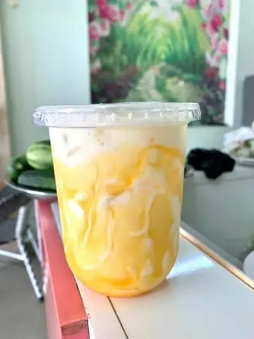 Hình ảnh Sữa chua lắc mix chanh dây