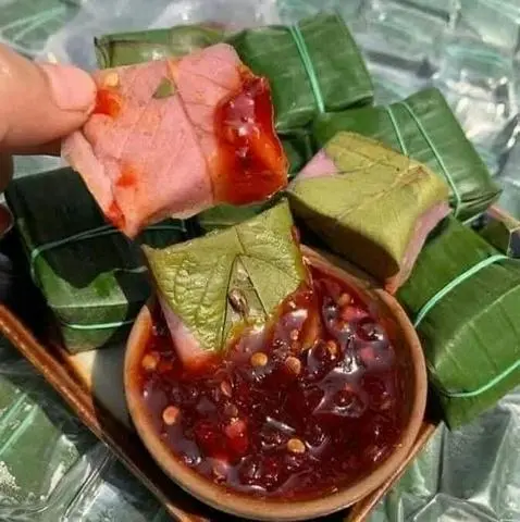 Hình ảnh NEM CHUA LÁ ỔI 
