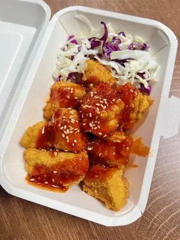 Hình ảnh Combo V1 (Gà viên sốt, khoai, nước)