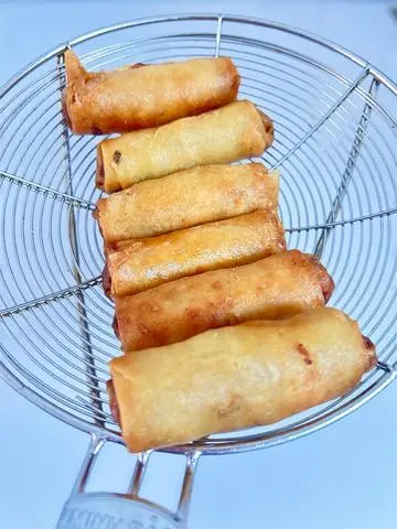 Hình ảnh Chả giò tôm thịt (6 cuốn/phần)