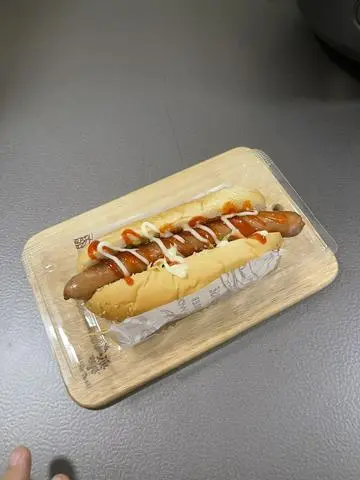 Hình ảnh Hotdog giòn