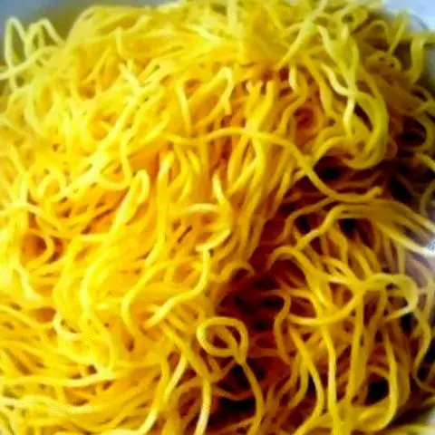 Hình ảnh Mì tươi thêm