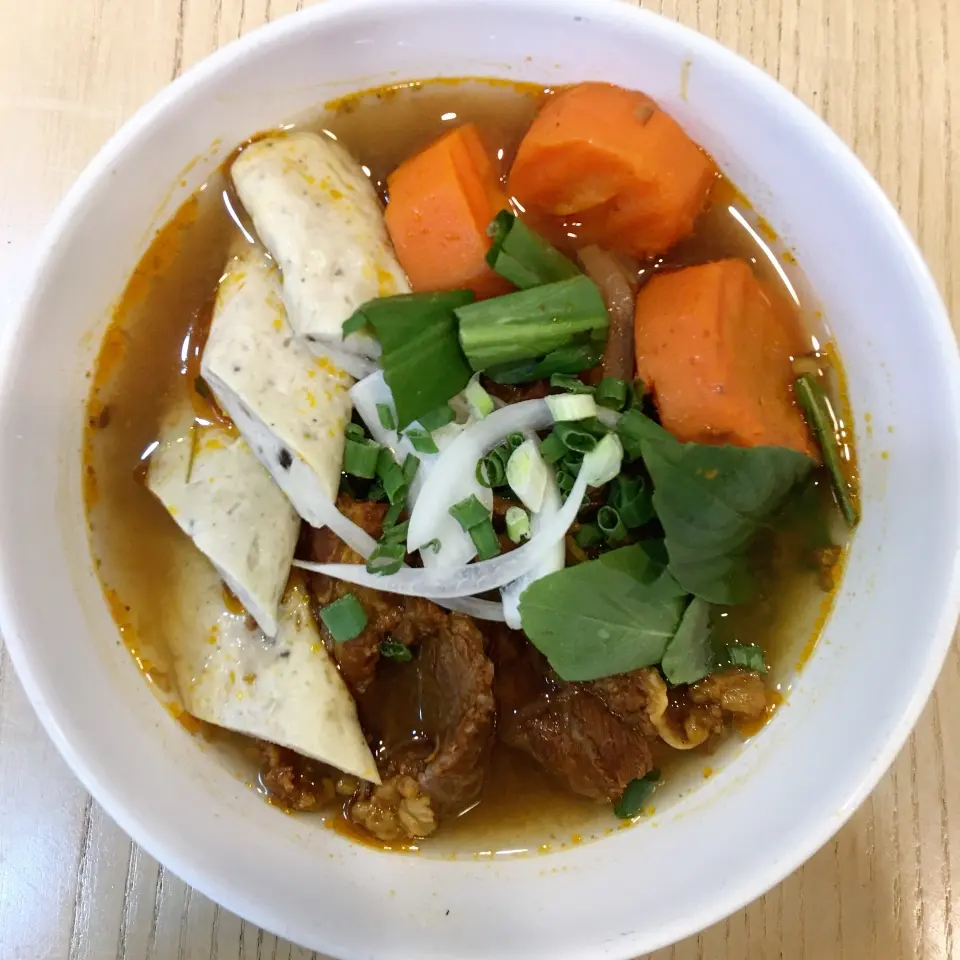 Hình ảnh Bò Kho Đặc Biệt Chả Lá Huế (Nhiều Bò + 2 Chả Lá)