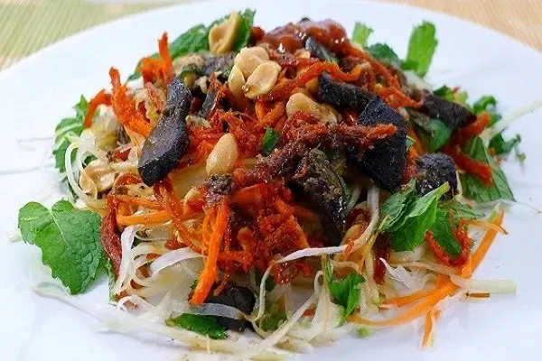 Hình ảnh gỏi đu đủ khô bò đen 