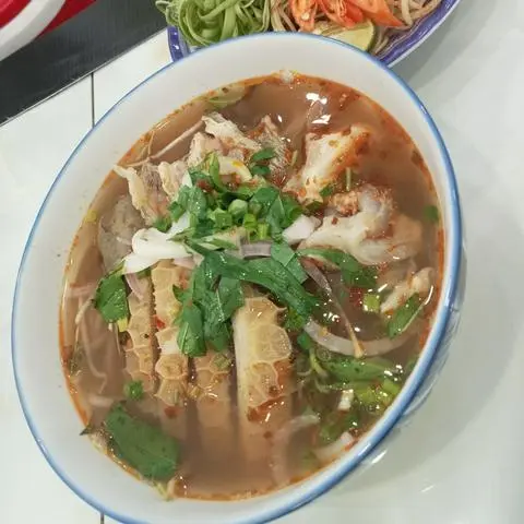 Hình ảnh Bún bò tổ ong