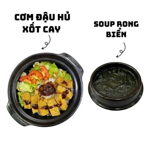 Hình ảnh Cơm đậu hủ xốt cay + soup rong biển