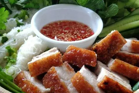 Hình ảnh Bánh hỏi heo quay