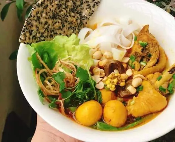 Hình ảnh Mì Quảng gà