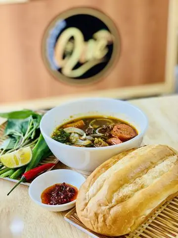 Hình ảnh Bánh Mì Thêm