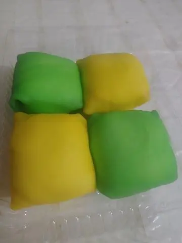 Hình ảnh 4 cái bánh creep (siez mini)