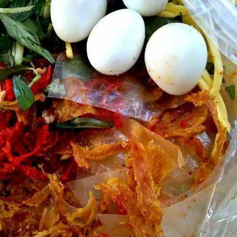 Hình ảnh Bánh tráng tỏi thập cẩm