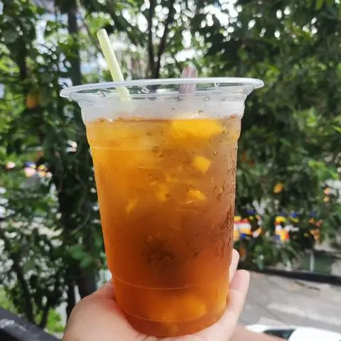 Hình ảnh trà đào ly lớn 