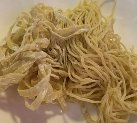 Hình ảnh Mì thêm