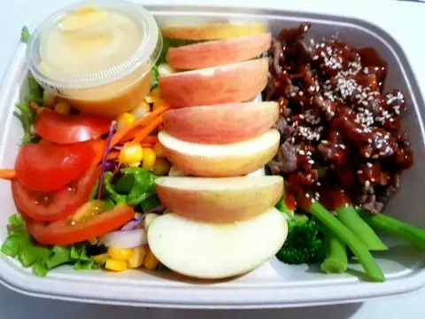 Hình ảnh Salad bò sốt tiêu đen
