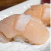 Hình ảnh Sushi Sò Điệp Nhật 
