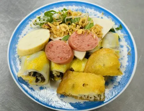 Hình ảnh Bánh cuốn trứng