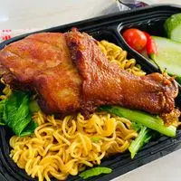 Hình ảnh Mì Xào Gà Lớn 