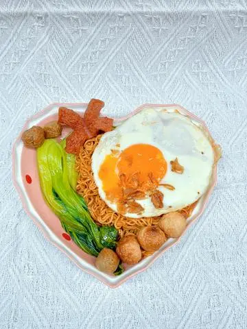 Hình ảnh Mì trộn full topping