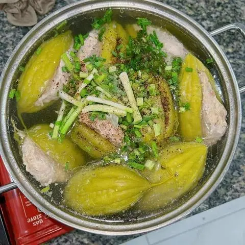 Hình ảnh Cơm Canh Khổ Qua Nhồi Thịt
