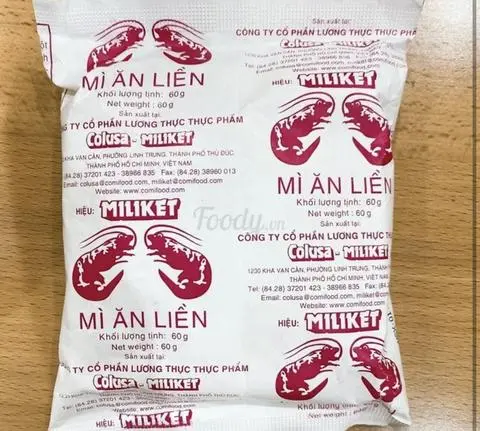 Hình ảnh Mì tôm kèm rau, giá, nước