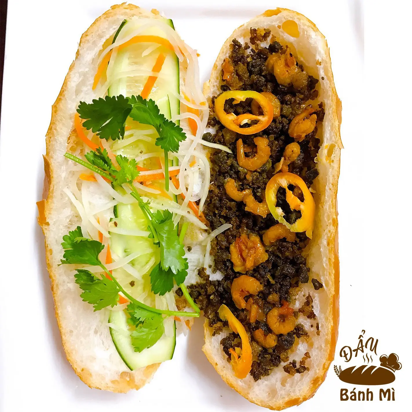 Hình ảnh Bánh MÌ 1965 Pate chiên tôm khô