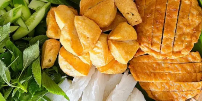 Hình ảnh Bún đậu chả cốm