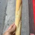 Hình ảnh Bánh mì dài pate gà xé siêu cay