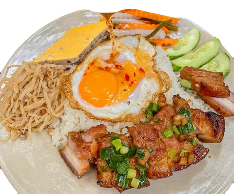 Hình ảnh Cơm Tấm Phú Quý (Ba rọi Nướng + Nem nướng + Bì Thịt + Ốp La)