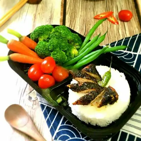 Hình ảnh Cơm cá kèo chay kho tiêu - braised vegetarian fish with pepper