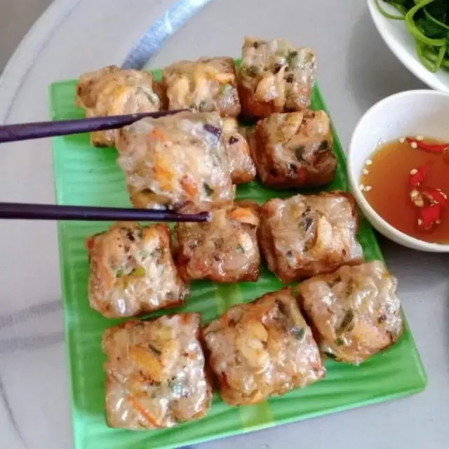 Hình ảnh Chả Giò Thịt Tôm Ghẹ 10 miếng 