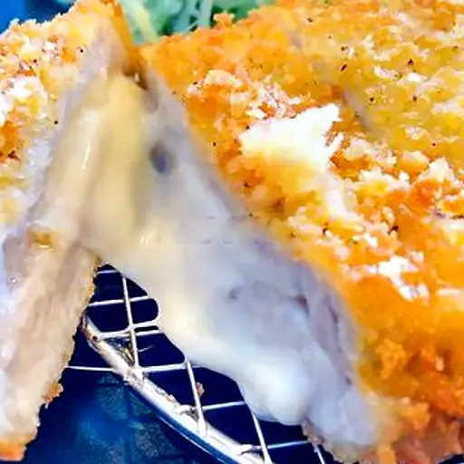 Hình ảnh T06 - Tonkatsu Chees - Thịt Heo Chiên Phô Mai