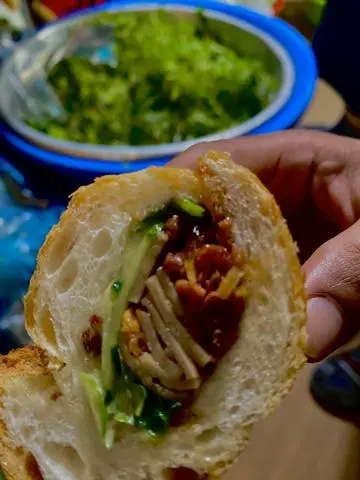Hình ảnh Bánh mì chả quê A Chùm