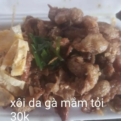 Hình ảnh xôi da gà chiên mắm tỏi