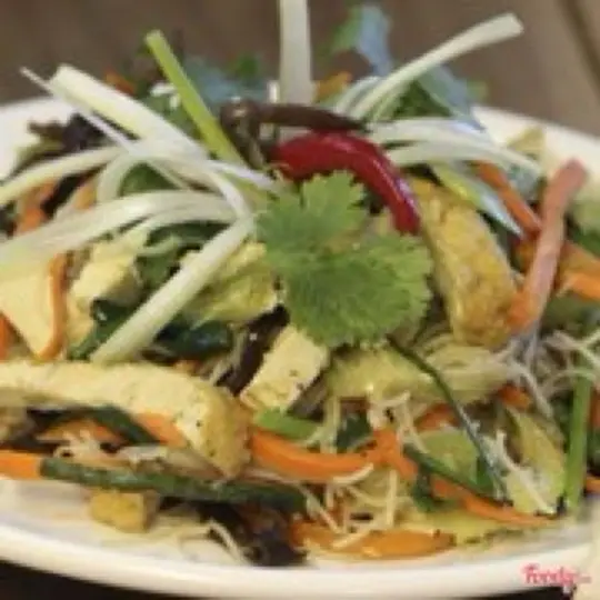 Hình ảnh Bún gạo xào rau củ chay