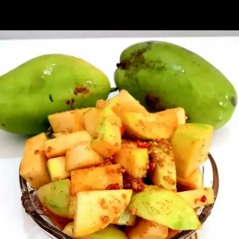 Hình ảnh Xoài tứ quý lắc mắm đường - 500gr