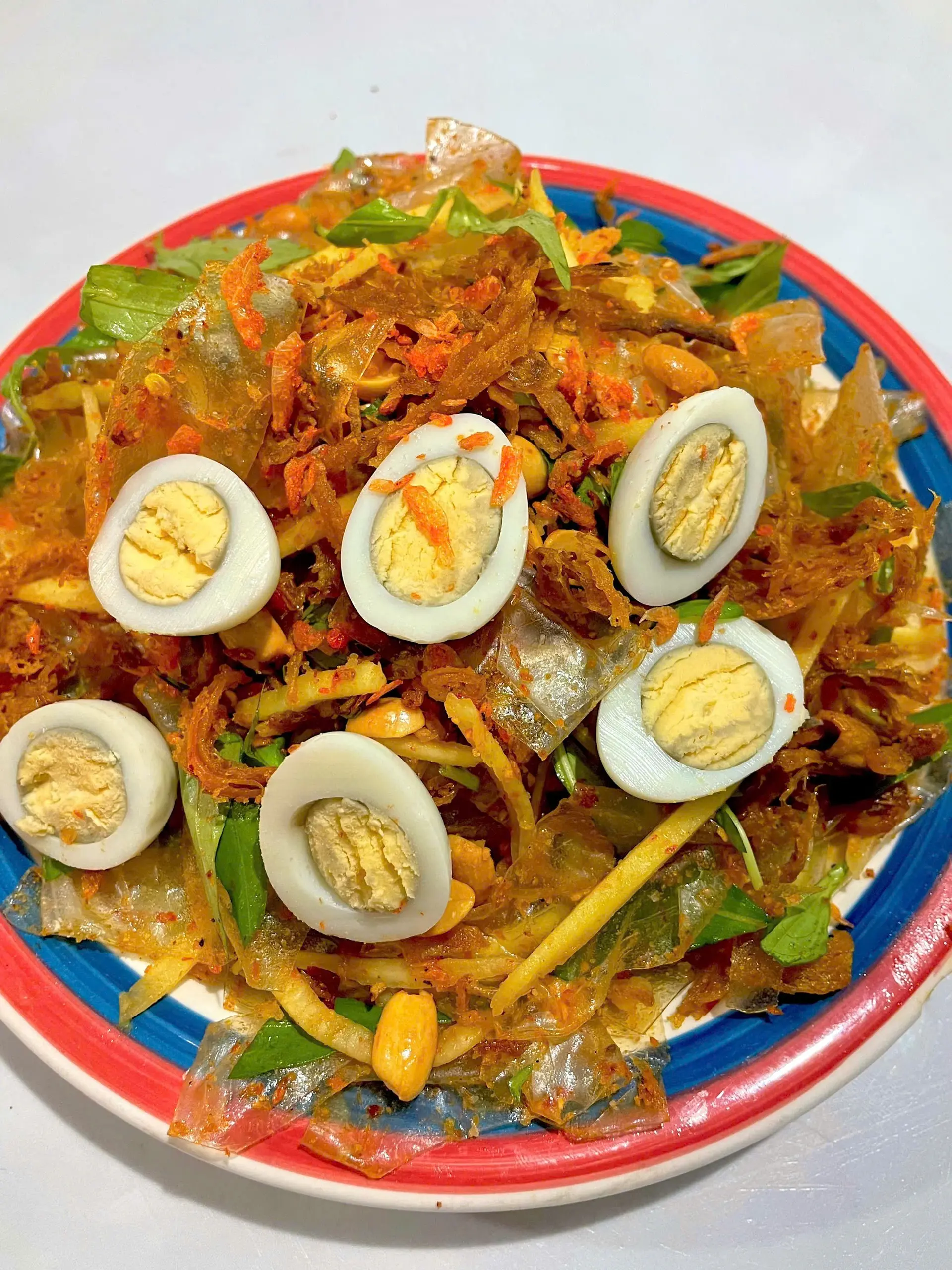 Hình ảnh Bánh Tráng Trộn Phơi Sương (TRỨNG CÚT)