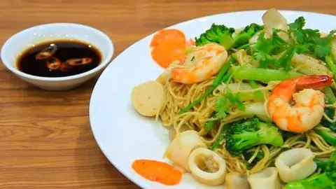 Hình ảnh Mì xào hải sản 