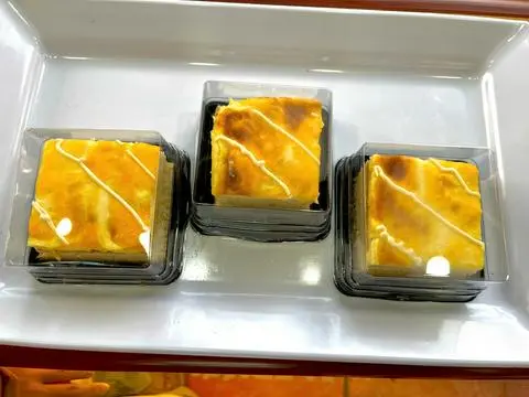 Hình ảnh Bông Lan Phomai nướng 