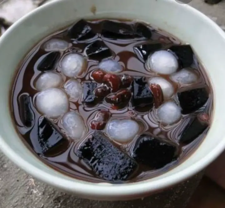 Hình ảnh Chè Sương Sáo Đậu Đen - Sữa Dừa