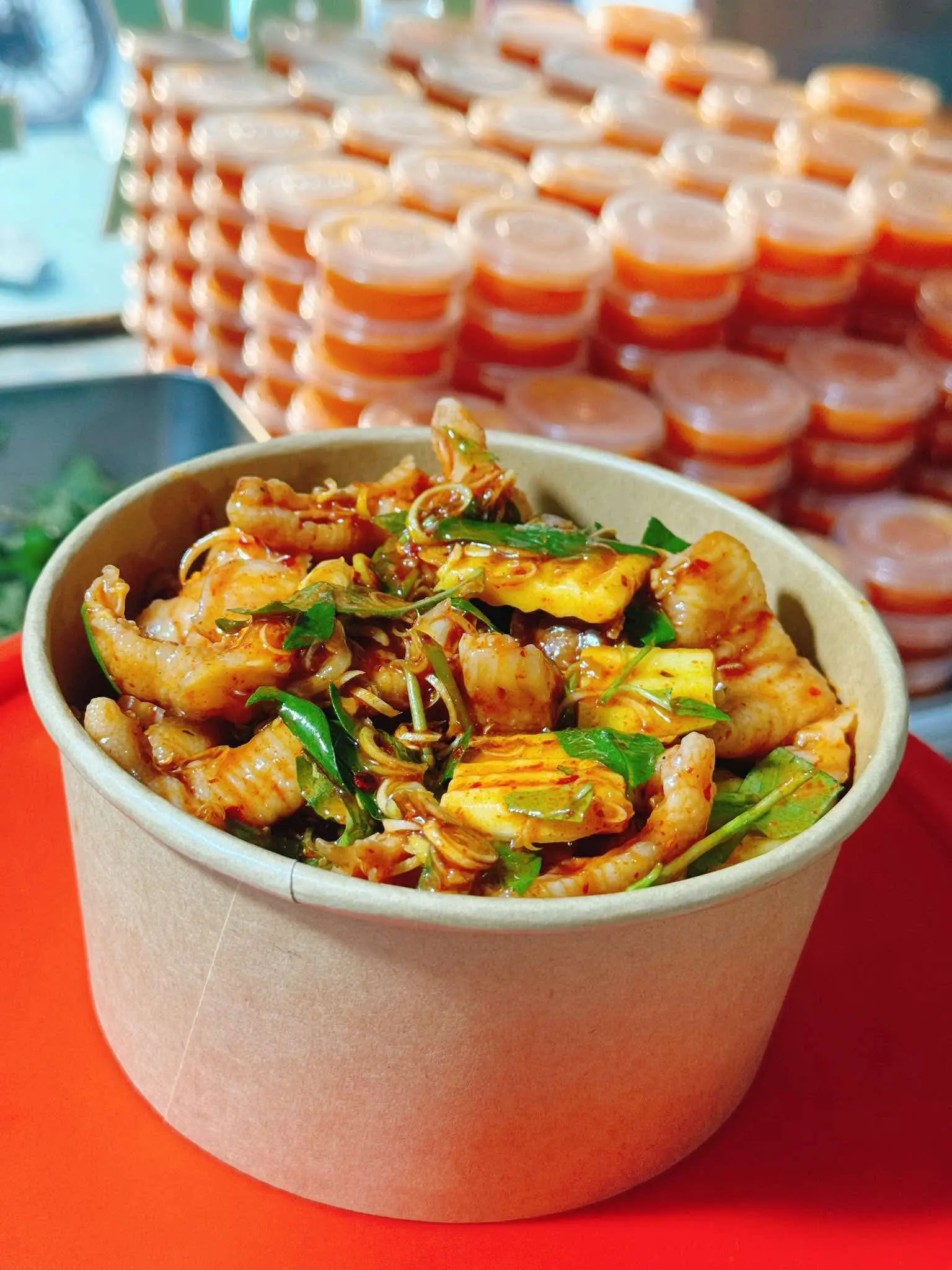 Hình ảnh Chân gà sốt thái ( M )